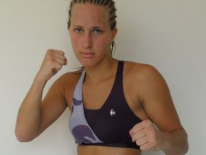 Martina Jindrová v superfightu!